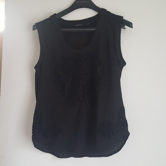 Blouse - Picture 2 of 3